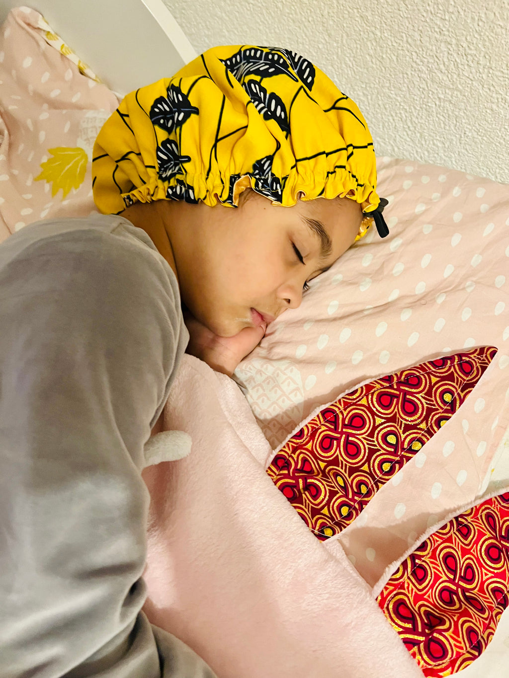 Charlotte / bonnet de nuit