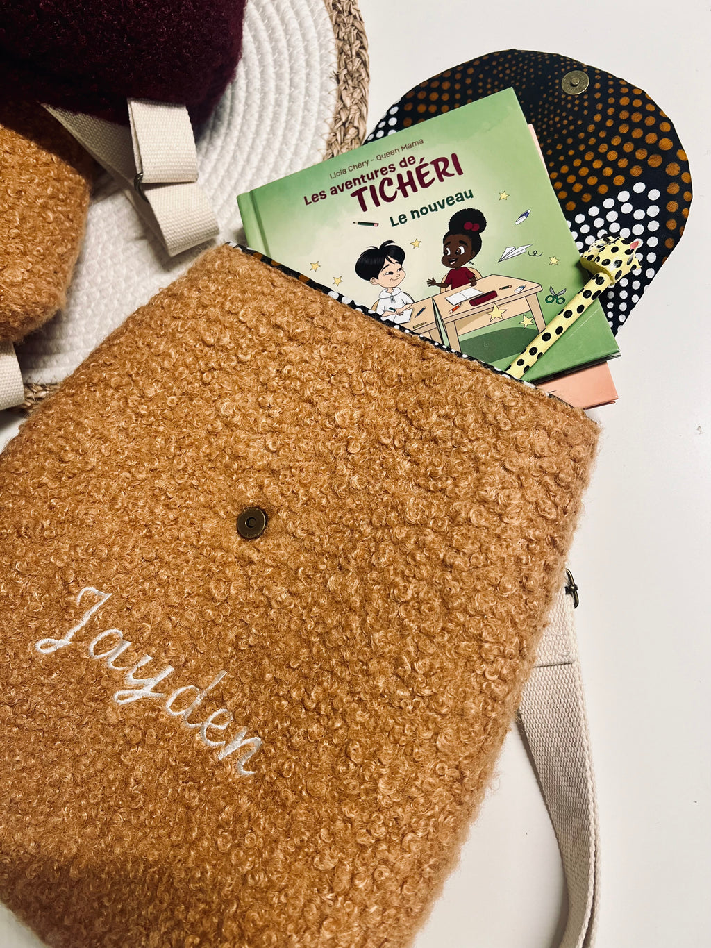 Sac à dos bouclette personnalisable avec broderie