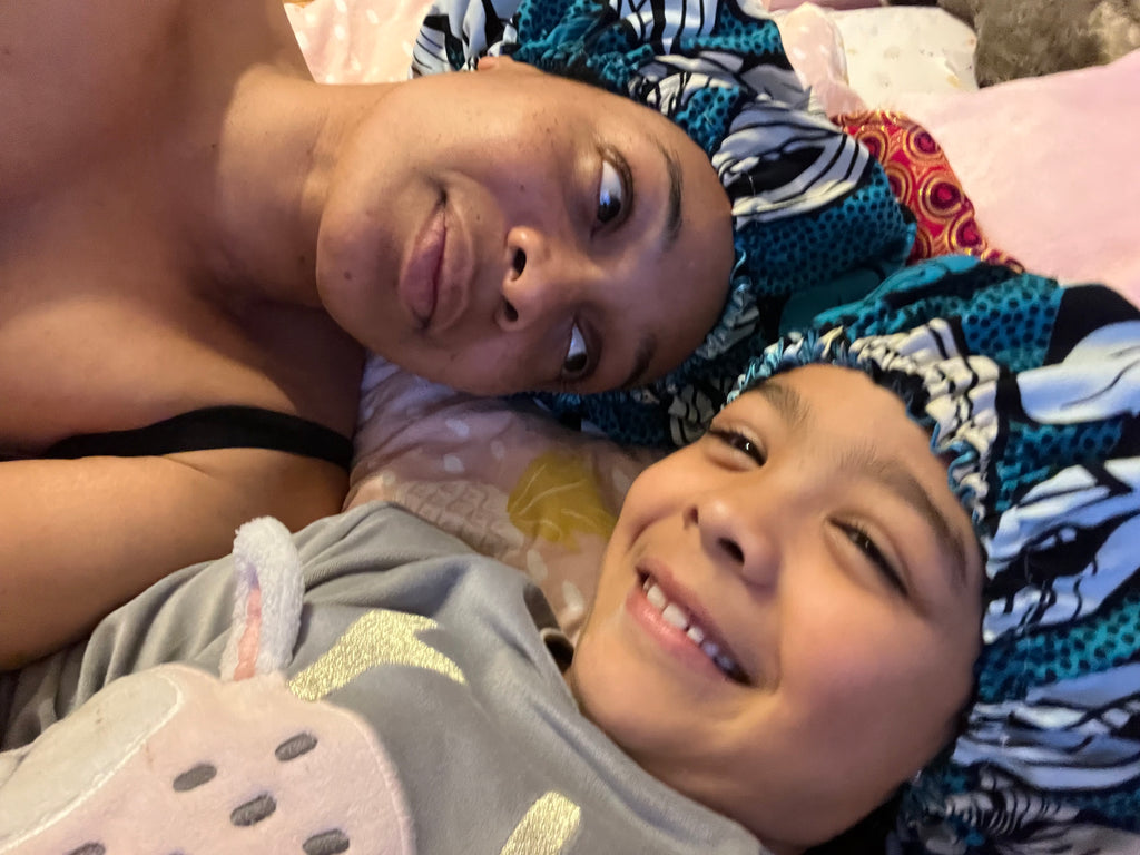 Charlotte / bonnet de nuit