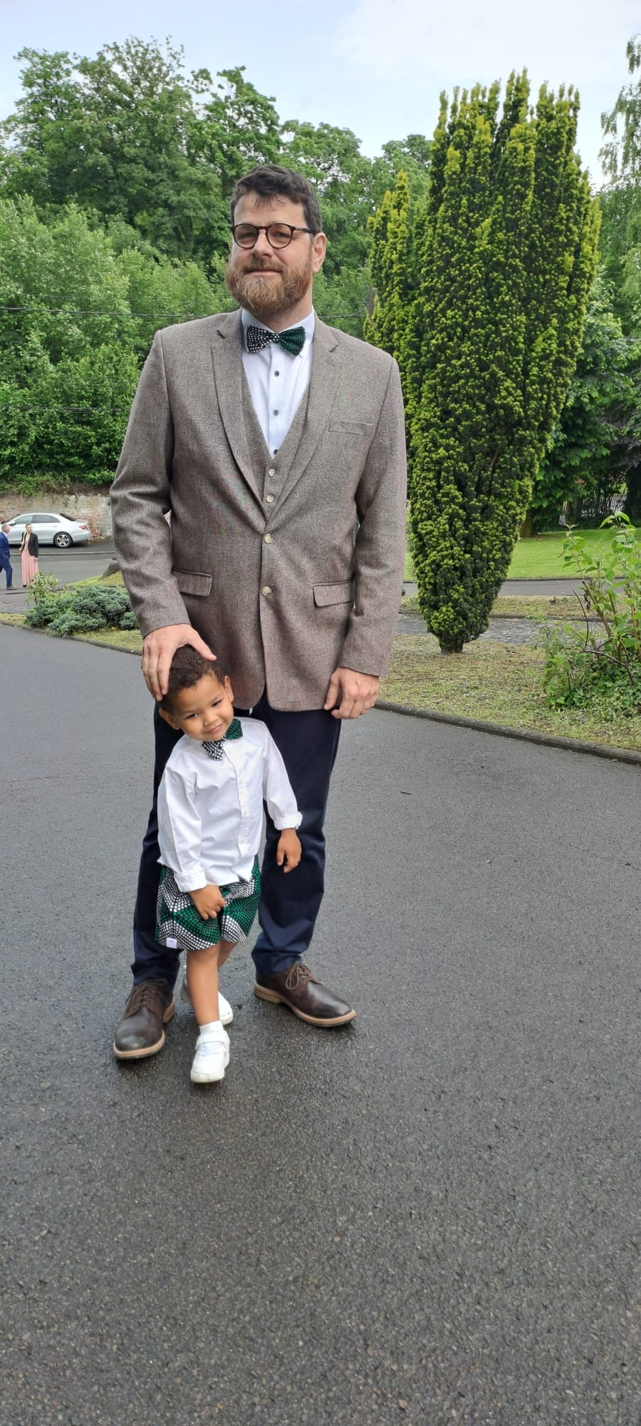 Stirnband oder Fliege