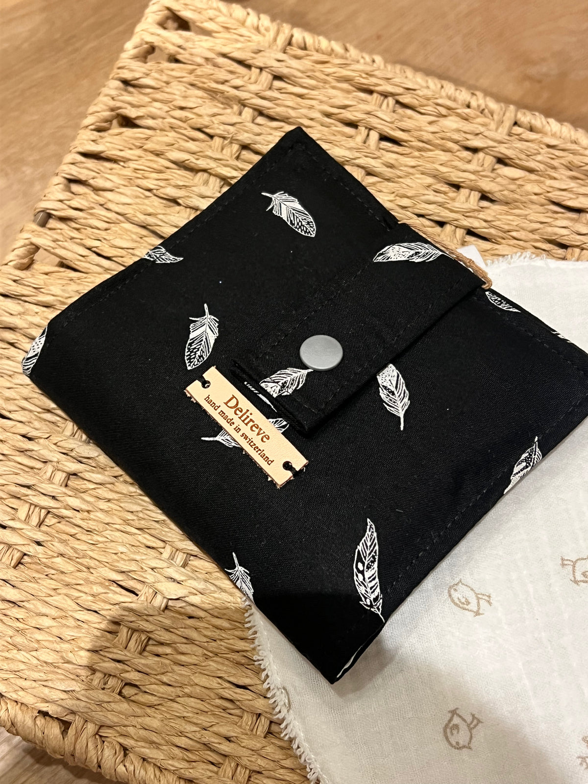 4 Lingettes démaquillante dans porte-feuille