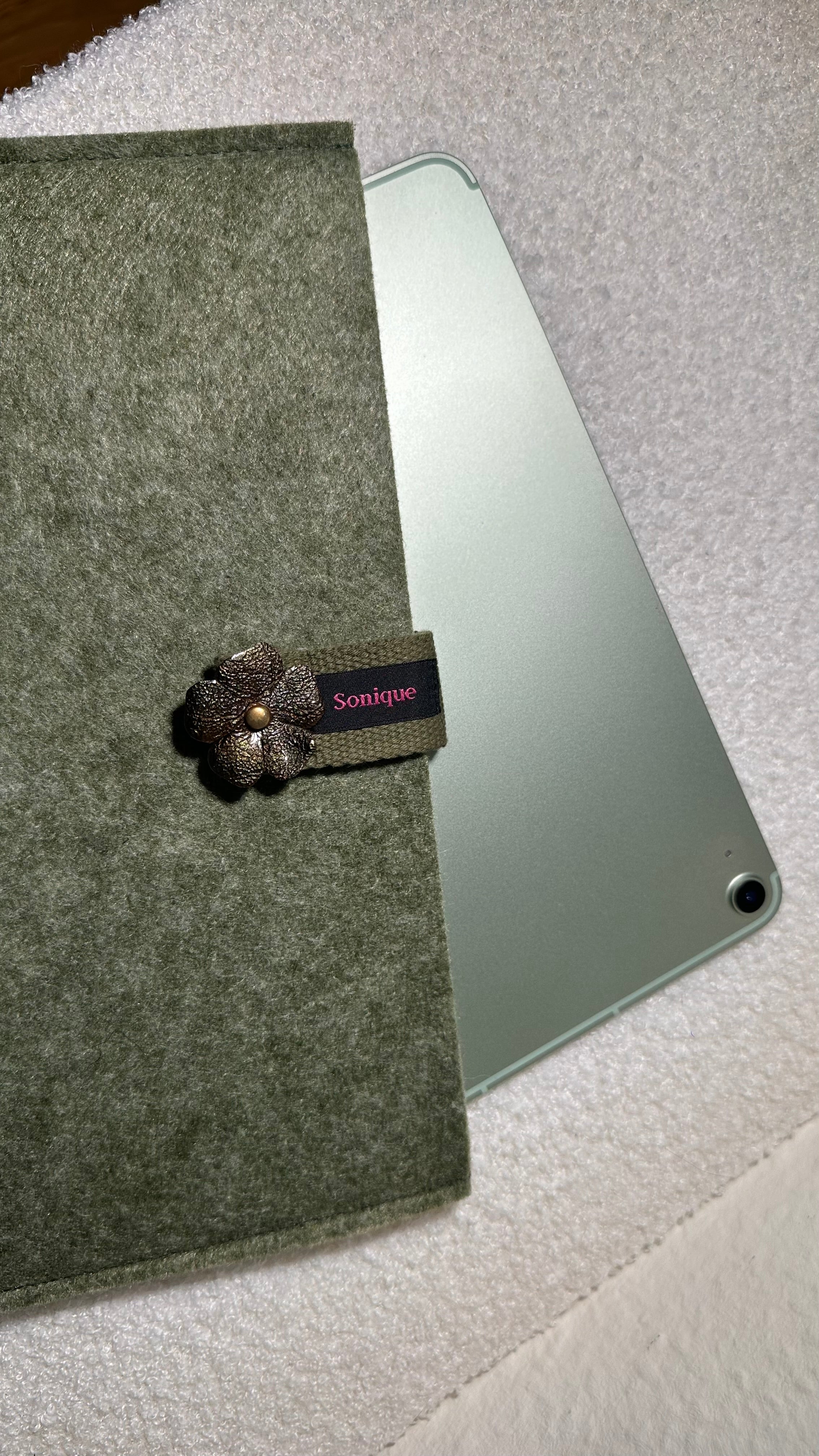 Pochette à tablette