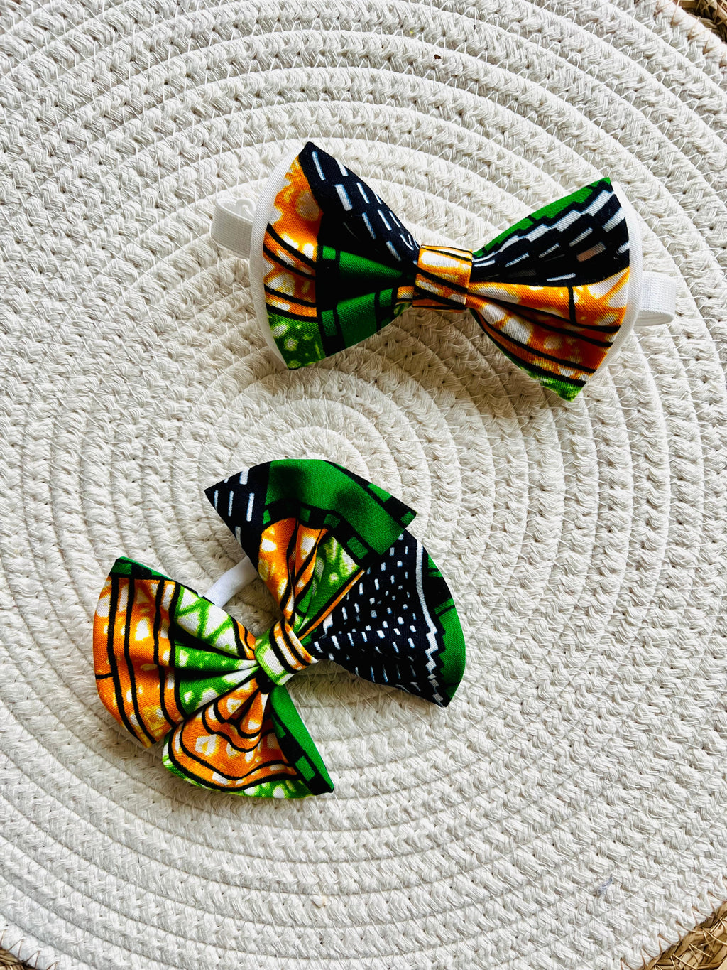 Stirnband oder Fliege